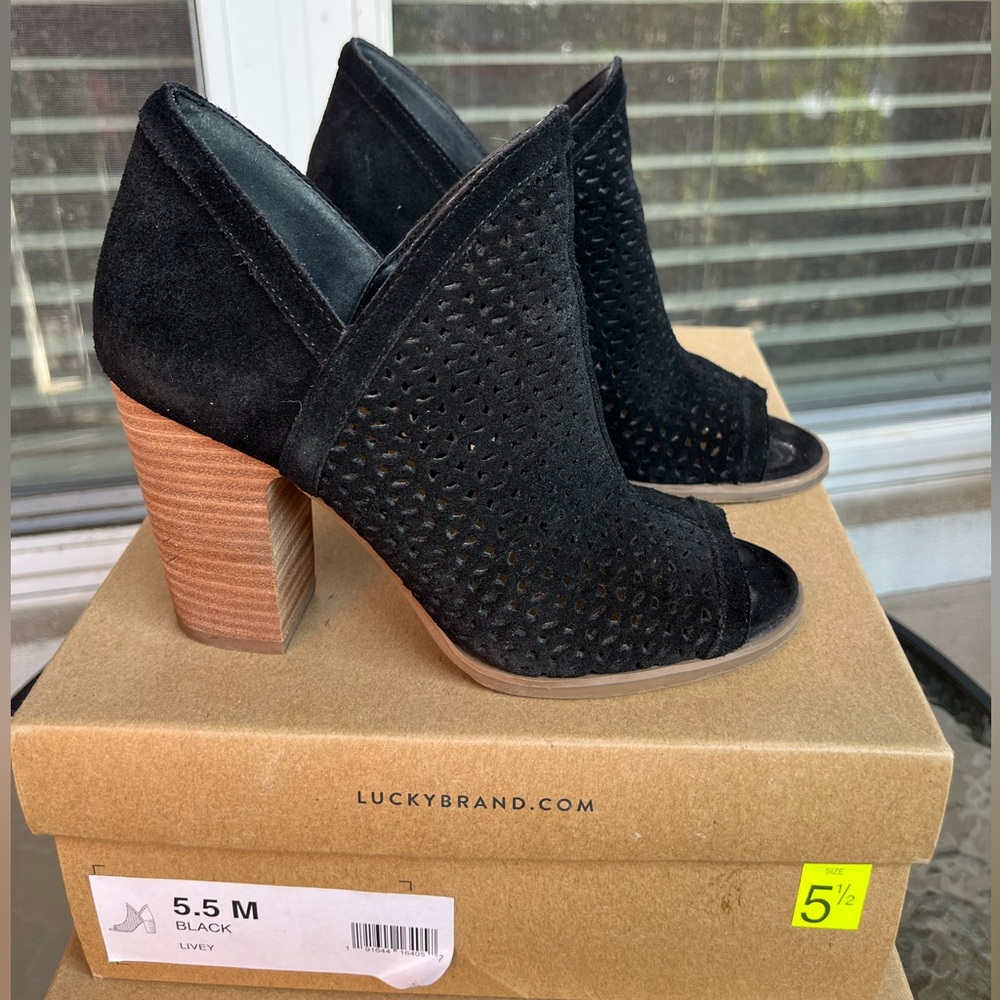 Lucky Brand Livey Bootie in black size 5 1/2